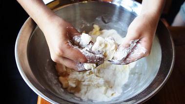 Tourte à la pêche - mélange beurre/farine